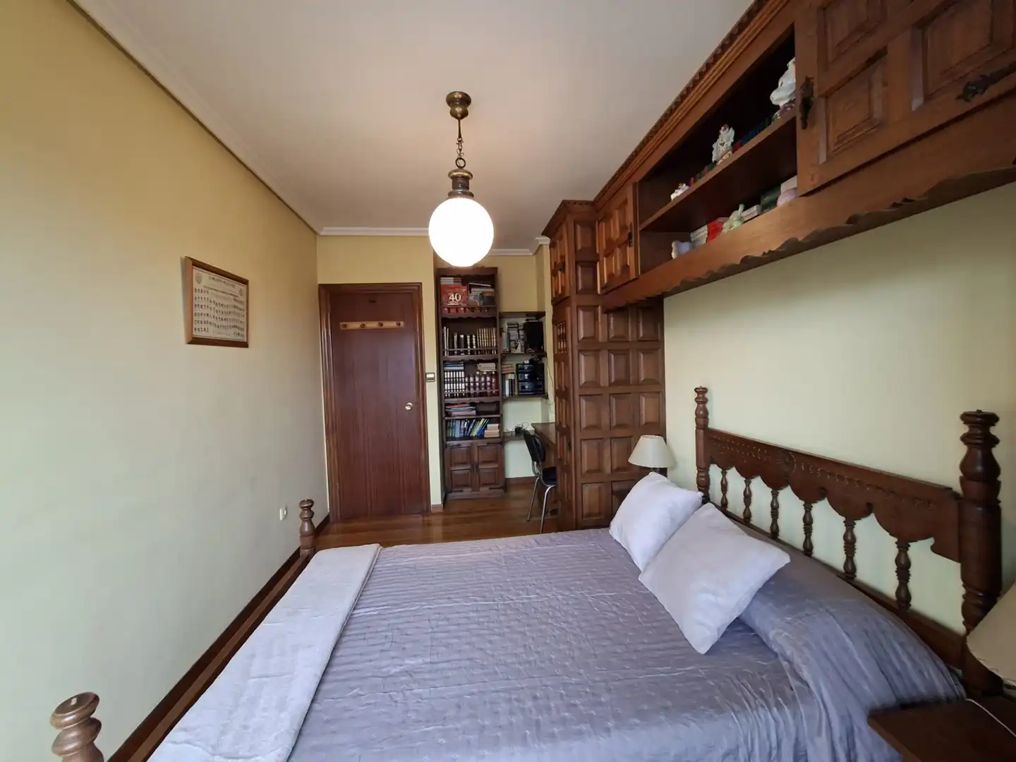 Habitación de Piso en venta en Torrelavega  con Calefacción, Trastero y Balcón