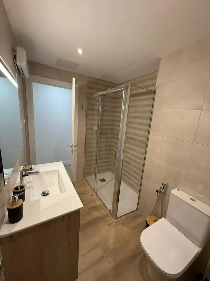 Room in Avenida Portugal.h2, Couto