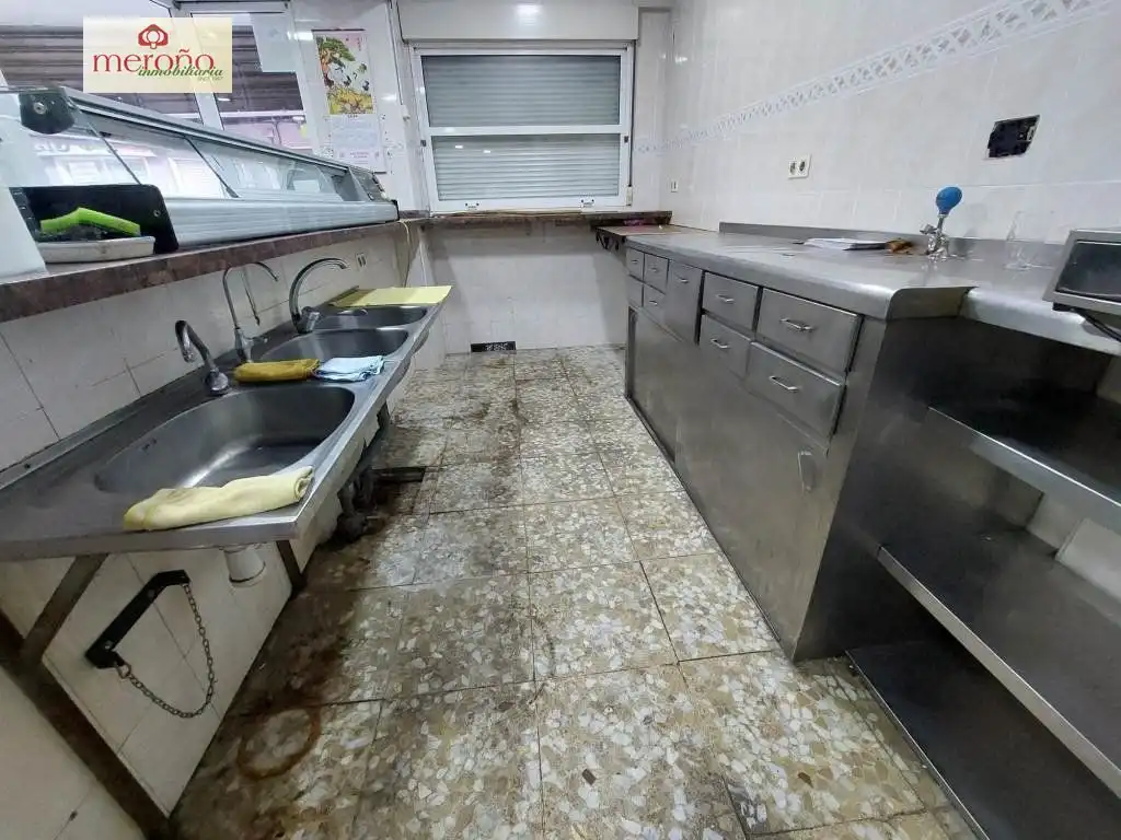 Cuina de Local en venda en Elche / Elx amb Aire condicionat i Moblat