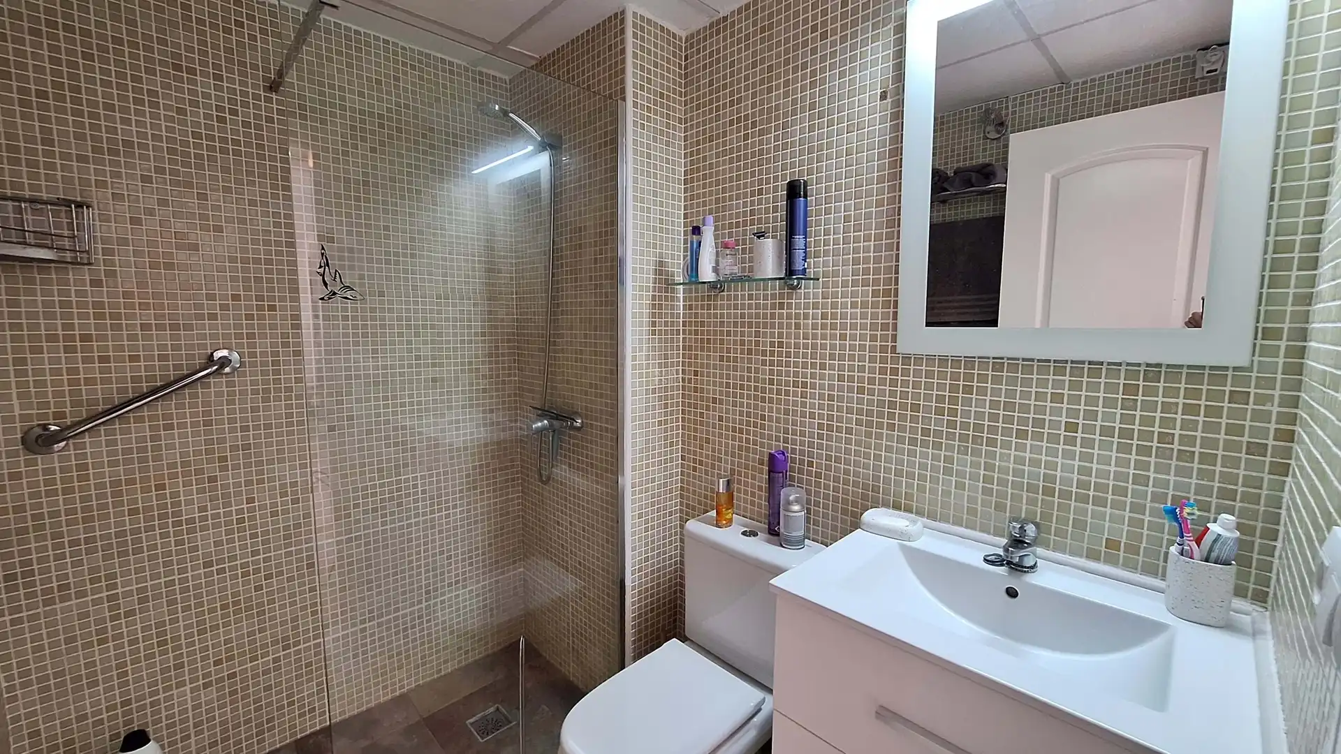 Baño de Piso en venta en Dénia con Aire acondicionado, Terraza y Piscina