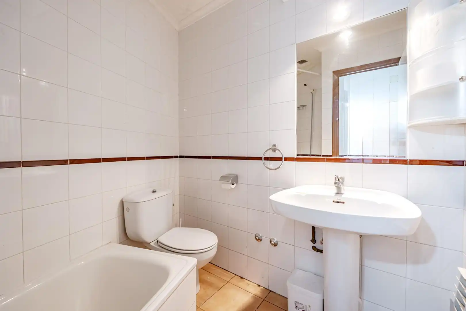 Bany de Apartament en venda en Valladolid amb Calefacció