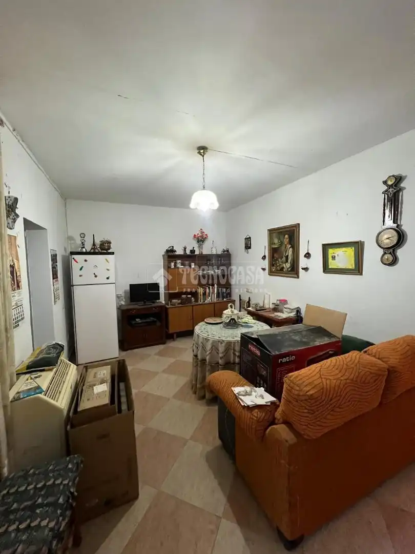 Sala de estar de Casa adosada en venta en Baeza con Aire acondicionado y Jardín privado