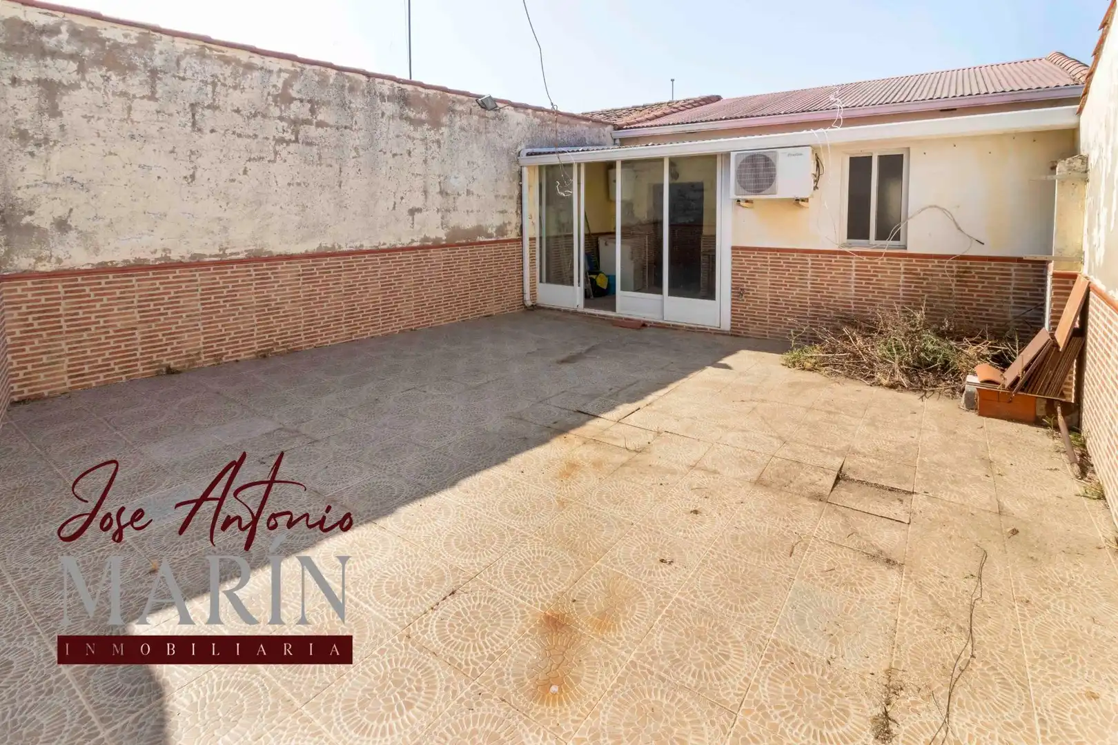 Jardí de Finca rústica en venda en Villar del Rey amb Aire condicionat