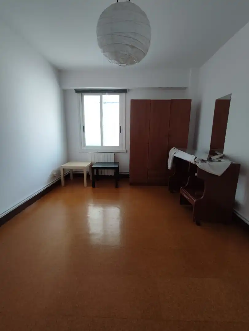 Habitación de Piso en venta en A Coruña Capital  con Parquet, Terraza y Horno