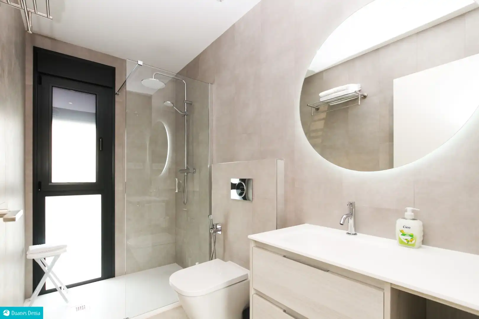 Baño de Casa o chalet de alquiler en Dénia con Aire acondicionado, Calefacción y Jardín privado