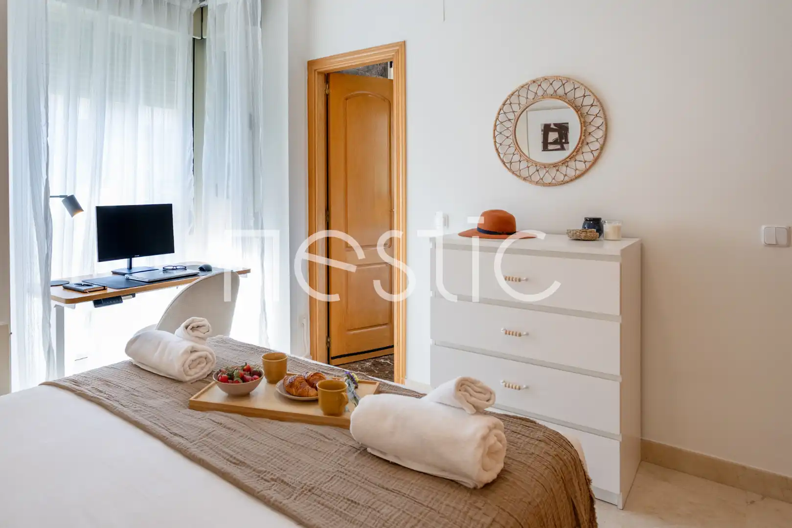 Habitación de Apartamento de alquiler en Madrid con Aire acondicionado, Calefacción y Terraza