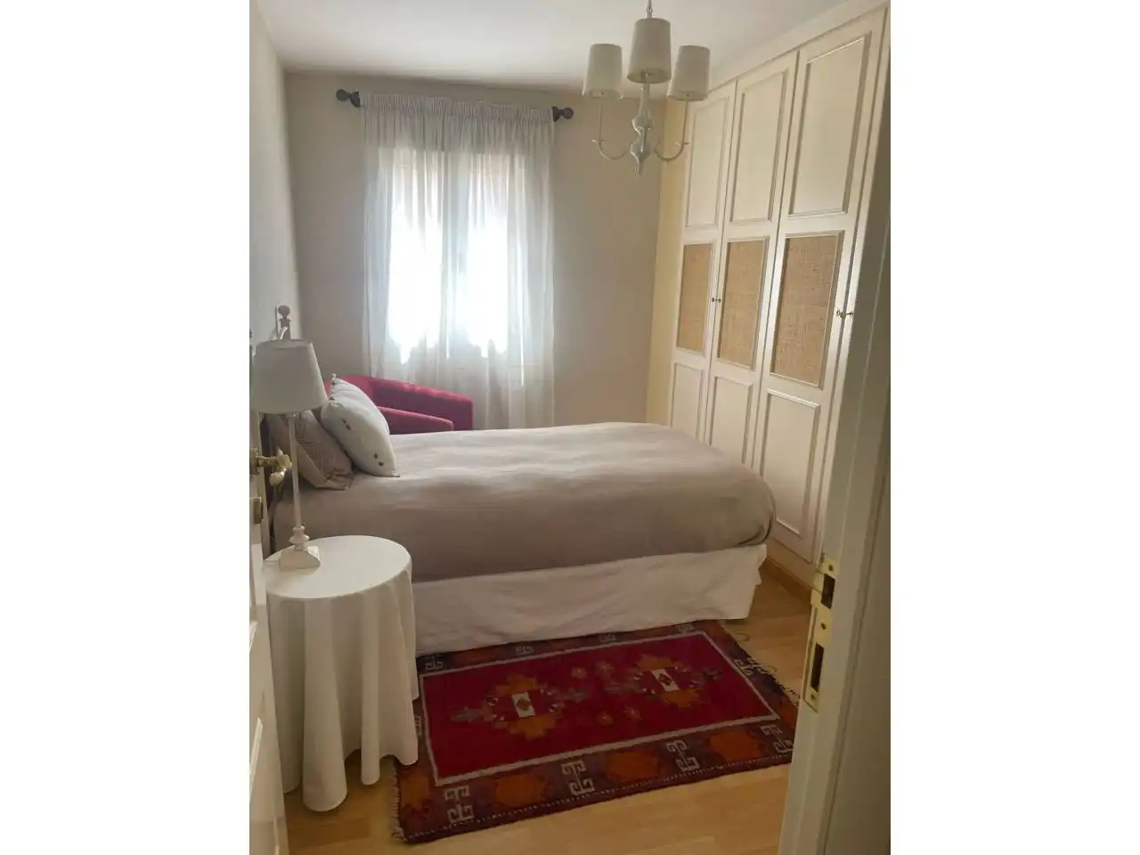 Habitación de Piso en venta en León Capital  con Calefacción, Terraza y Trastero