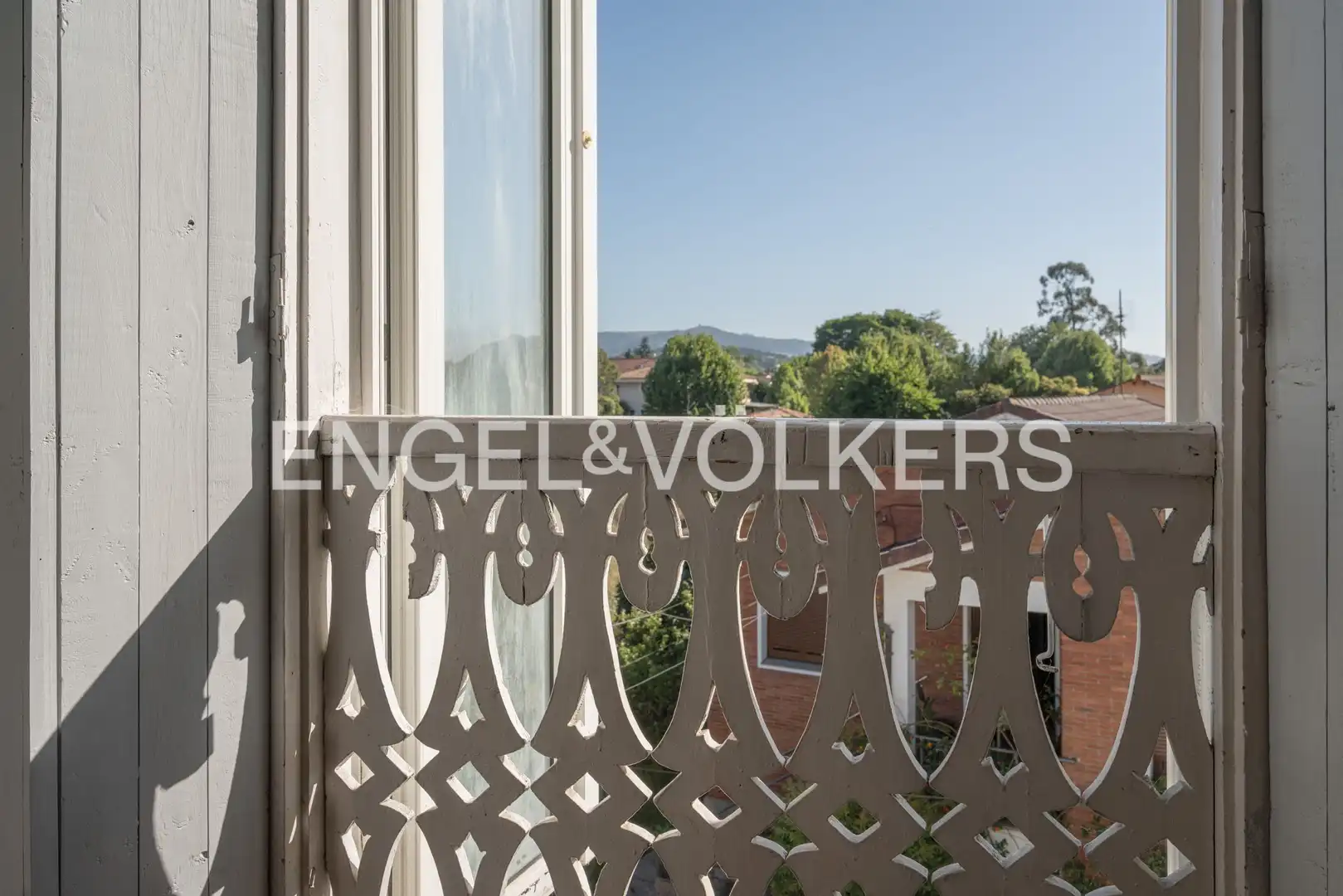 Balcony of Houses for sale in Gijón   with Heating and Parquet flooring