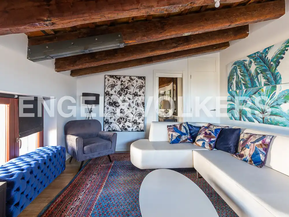 Sala d'estar de Àtic de lloguer en Valencia amb Aire condicionat, Calefacció i Parquet