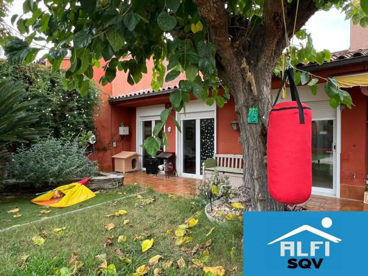 Jardí de Casa o xalet en venda en Sant Quirze del Vallès amb Aire condicionat, Calefacció i Jardí privat