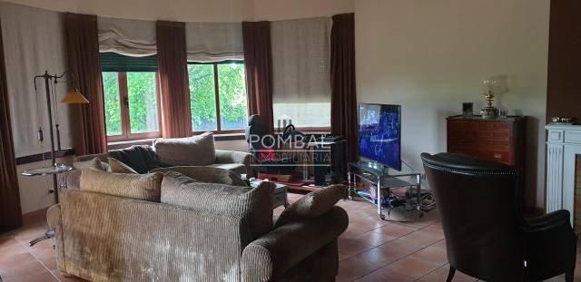 Casa-chalet en Venta en VILLAMARIN en Vilamarín