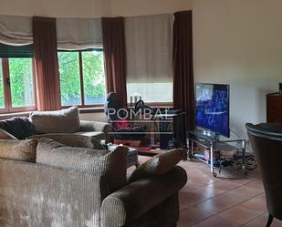 Living room of House or chalet for sale in Vilamarín  with Heating, Private garden and Parquet flooring