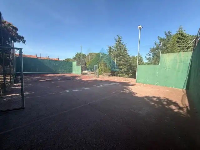 Parking de Casa adosada de alquiler en Meco con Aire acondicionado, Calefacción y Parquet