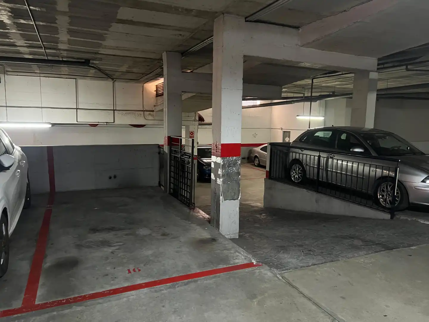 Parking de Piso en venta en Torremolinos con Aire acondicionado, Calefacción y Trastero
