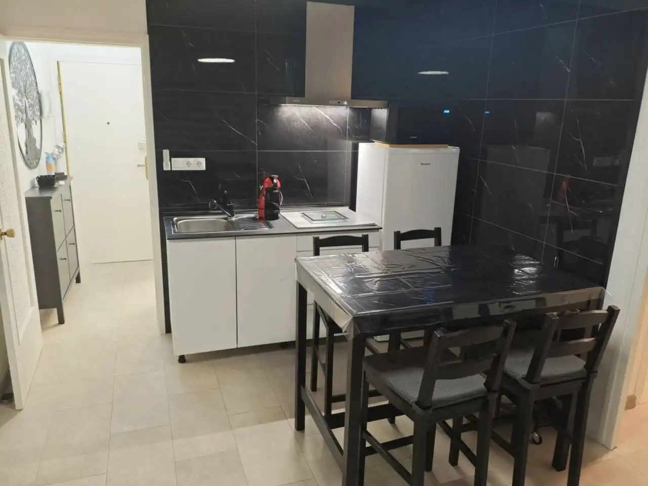 Cocina de Apartamento de alquiler en Cubelles con Aire acondicionado, Terraza y Trastero