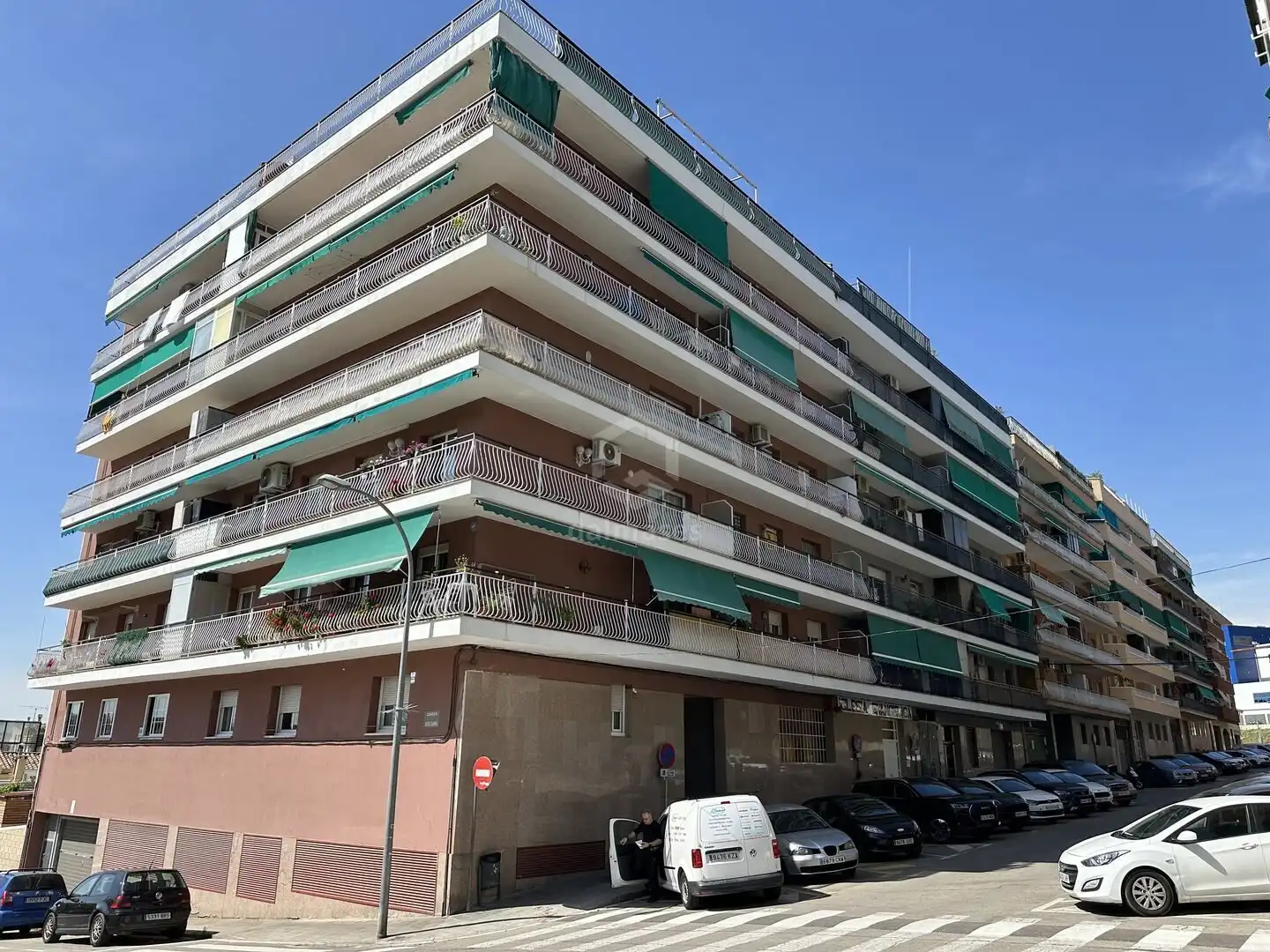 Außenansicht von Wohnung zum Verkauf in Granollers mit Terrasse