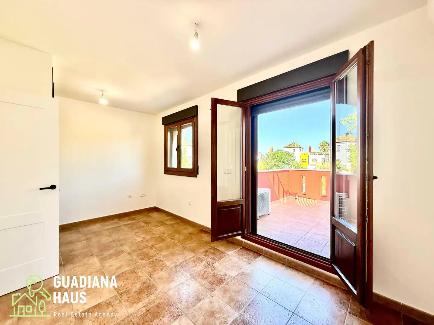 Casa a schiera con piscina in vendita a MIGUEL DE UNAMUNO 20, imagen 32