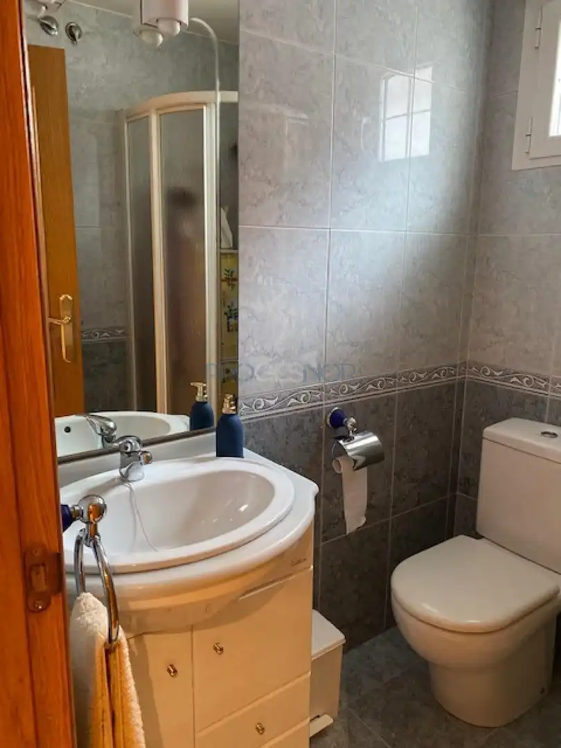 Baño de Casa o chalet en venta en León Capital  con Calefacción, Jardín privado y Terraza