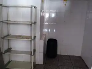 Cuina de Local de lloguer en Zaragoza amb Aire condicionat