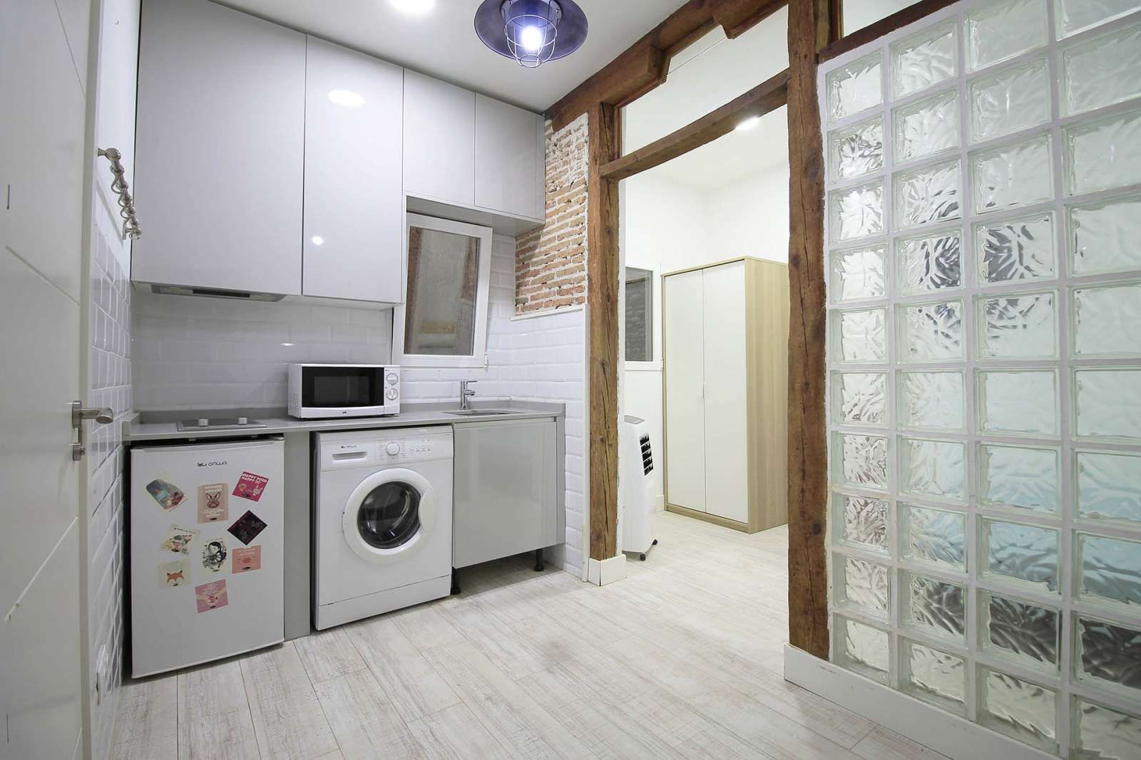 Cocina de Apartamento para compartir en  Madrid Capital con Aire acondicionado, Calefacción y Terraza