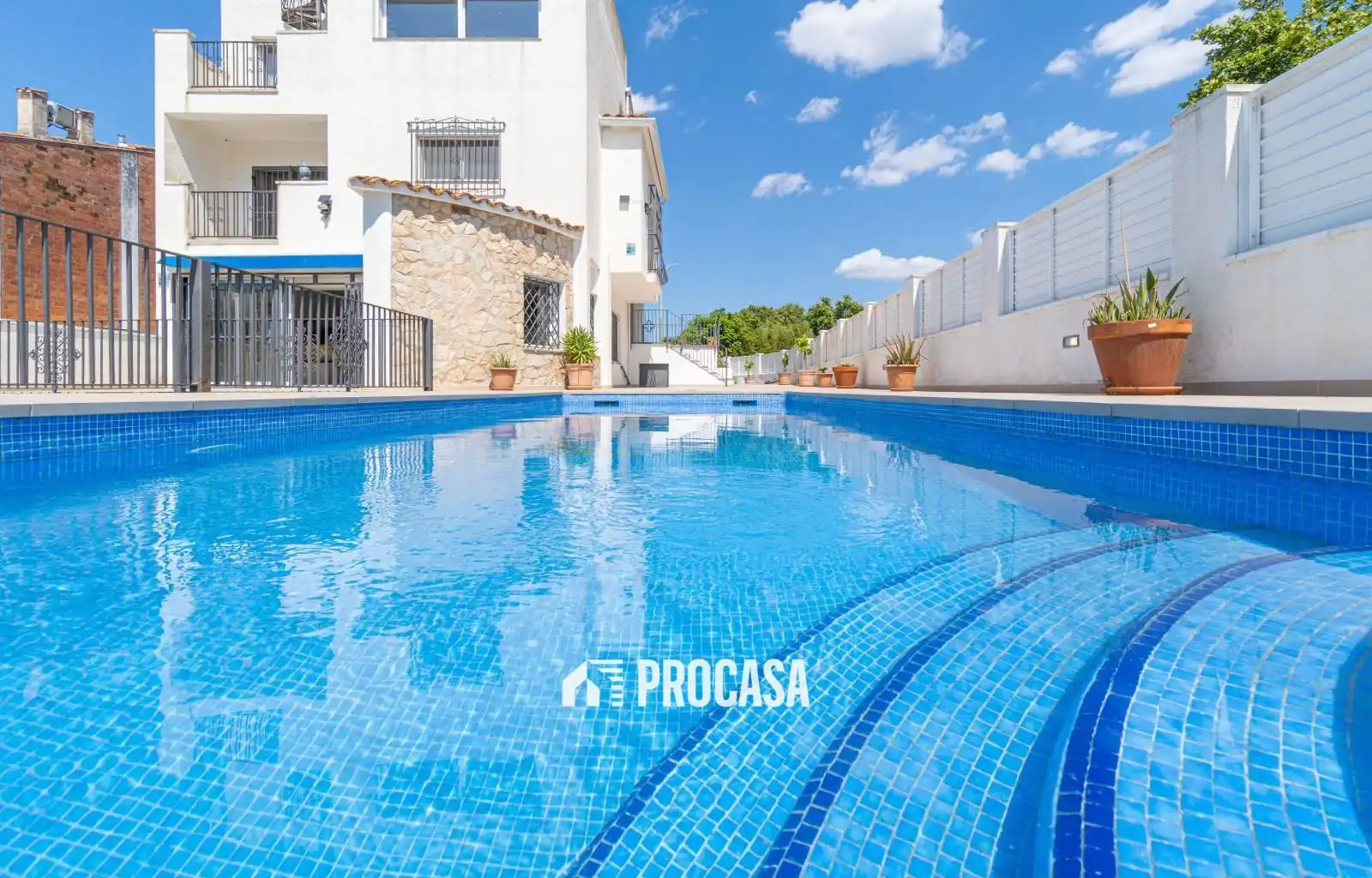 Piscina de Casa o xalet en venda en Empuriabrava amb Aire condicionat, Piscina i Moblat