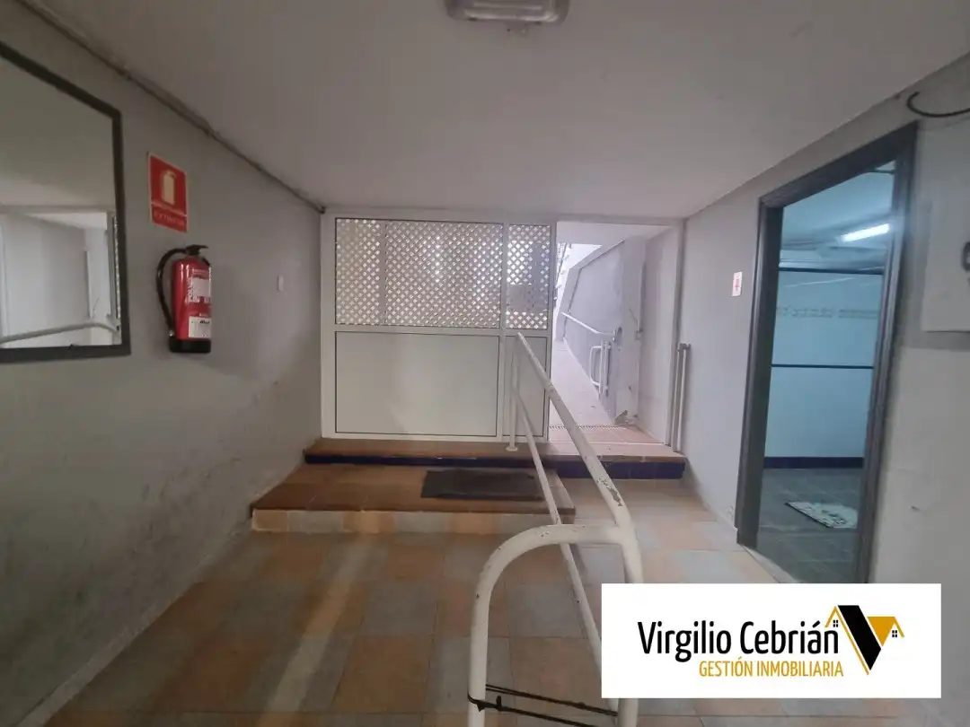 Local comercial en venda a Centro, imagen 5