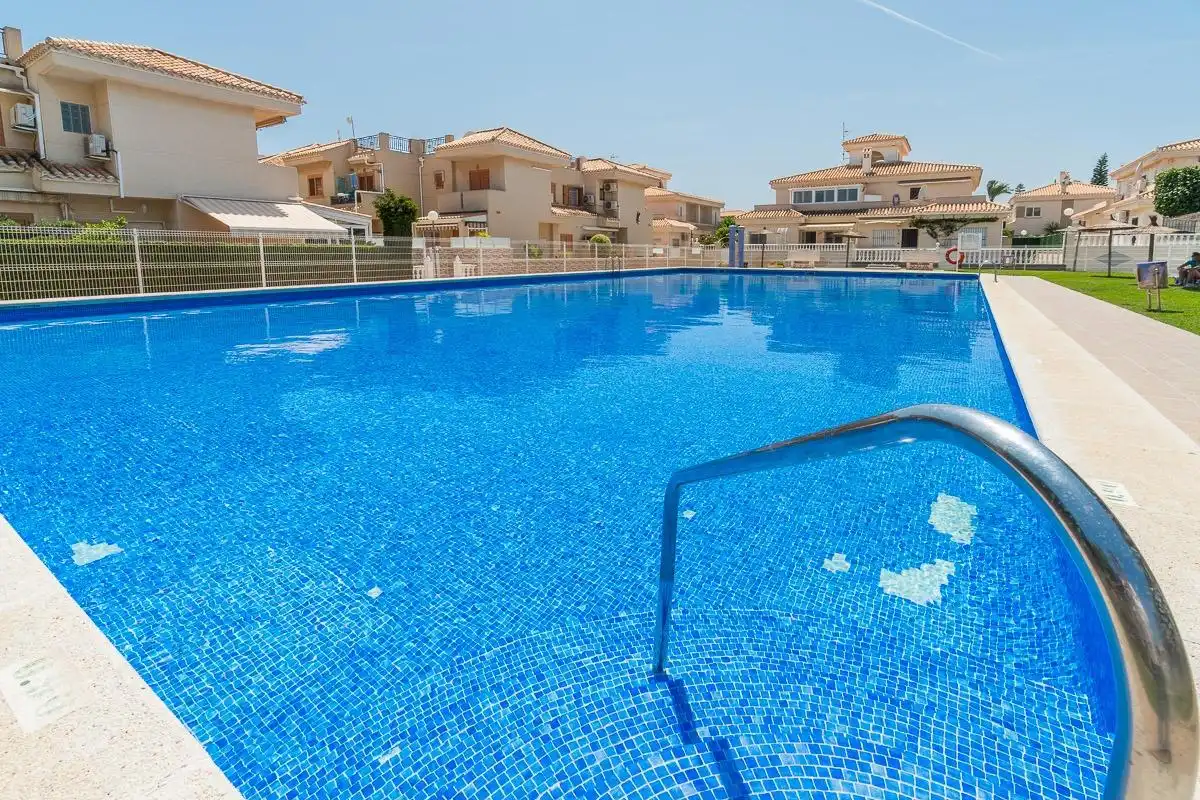 Casa a schiera con terrazza in vendita a Orihuela Costa