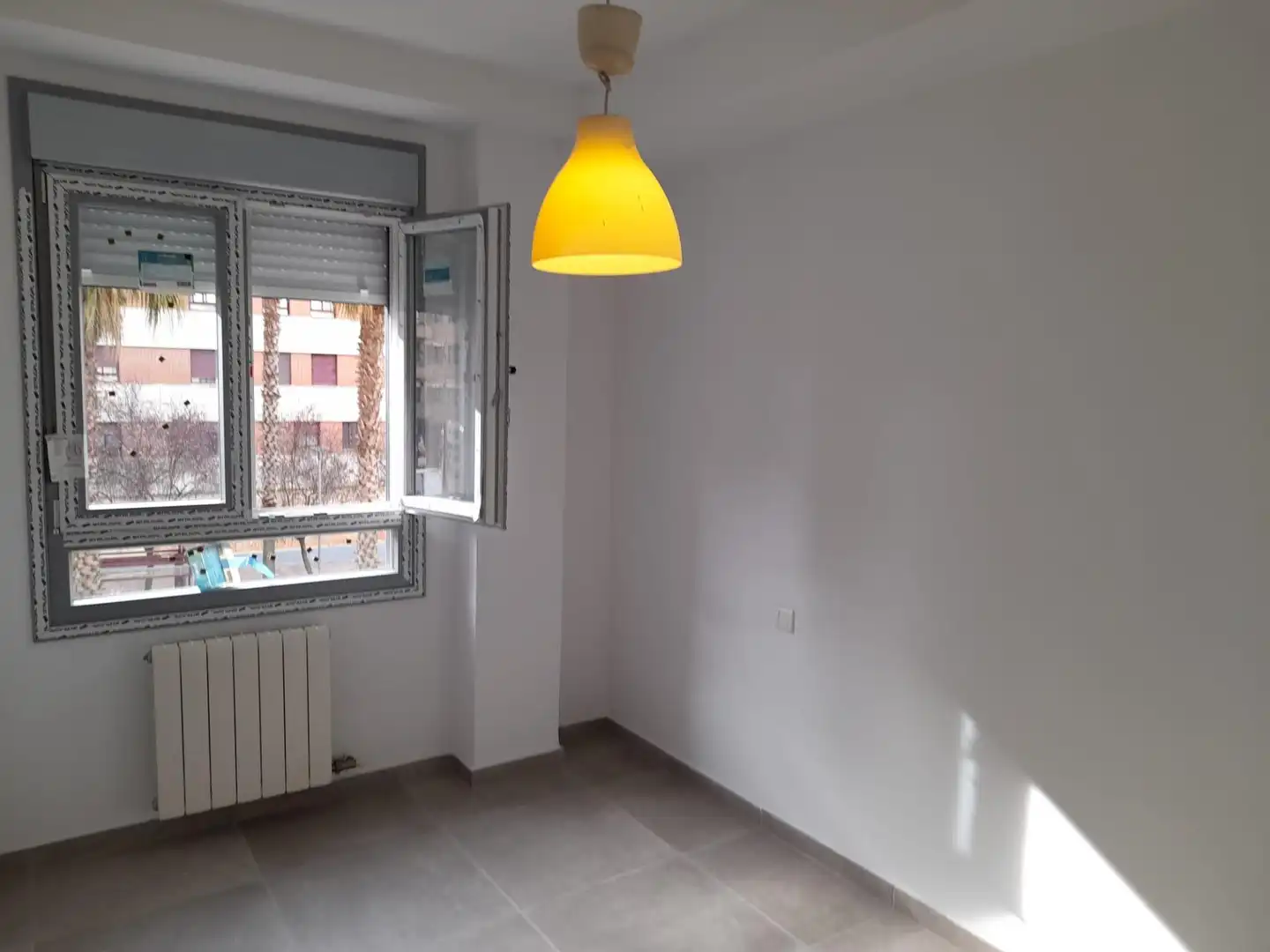 Schlafzimmer von Wohnungen zum Verkauf in Cáceres