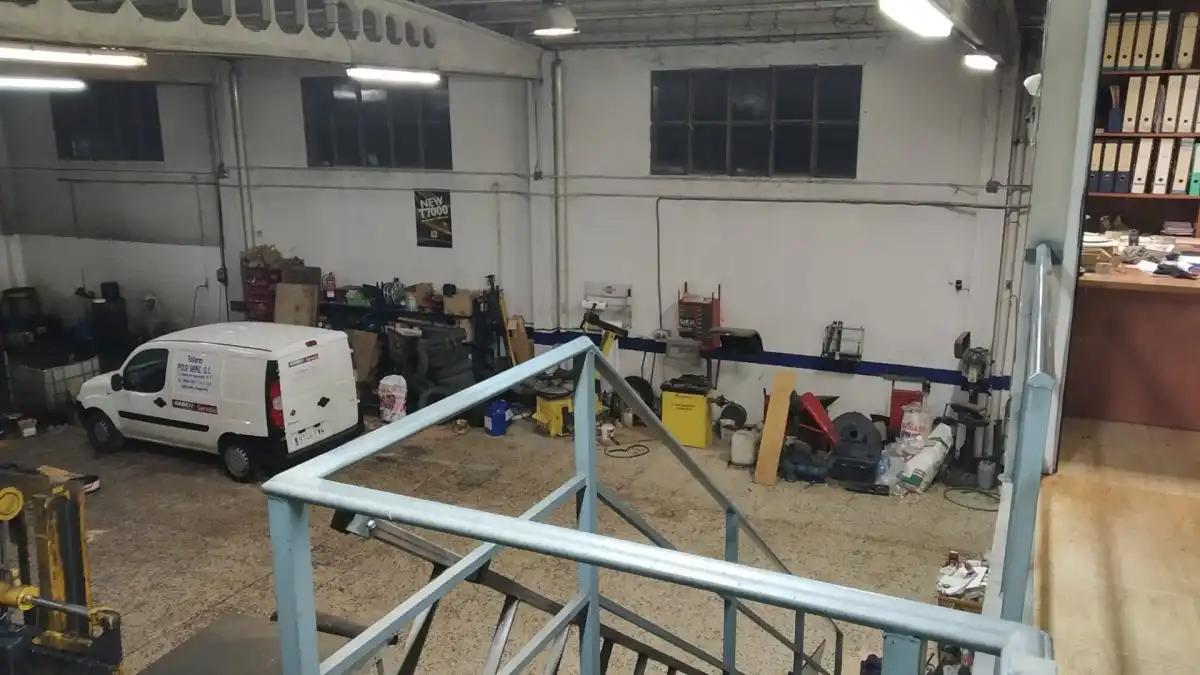 Nave industrial en venta en Calle CAMINO CEMENTERIO, 7, Cuéllar