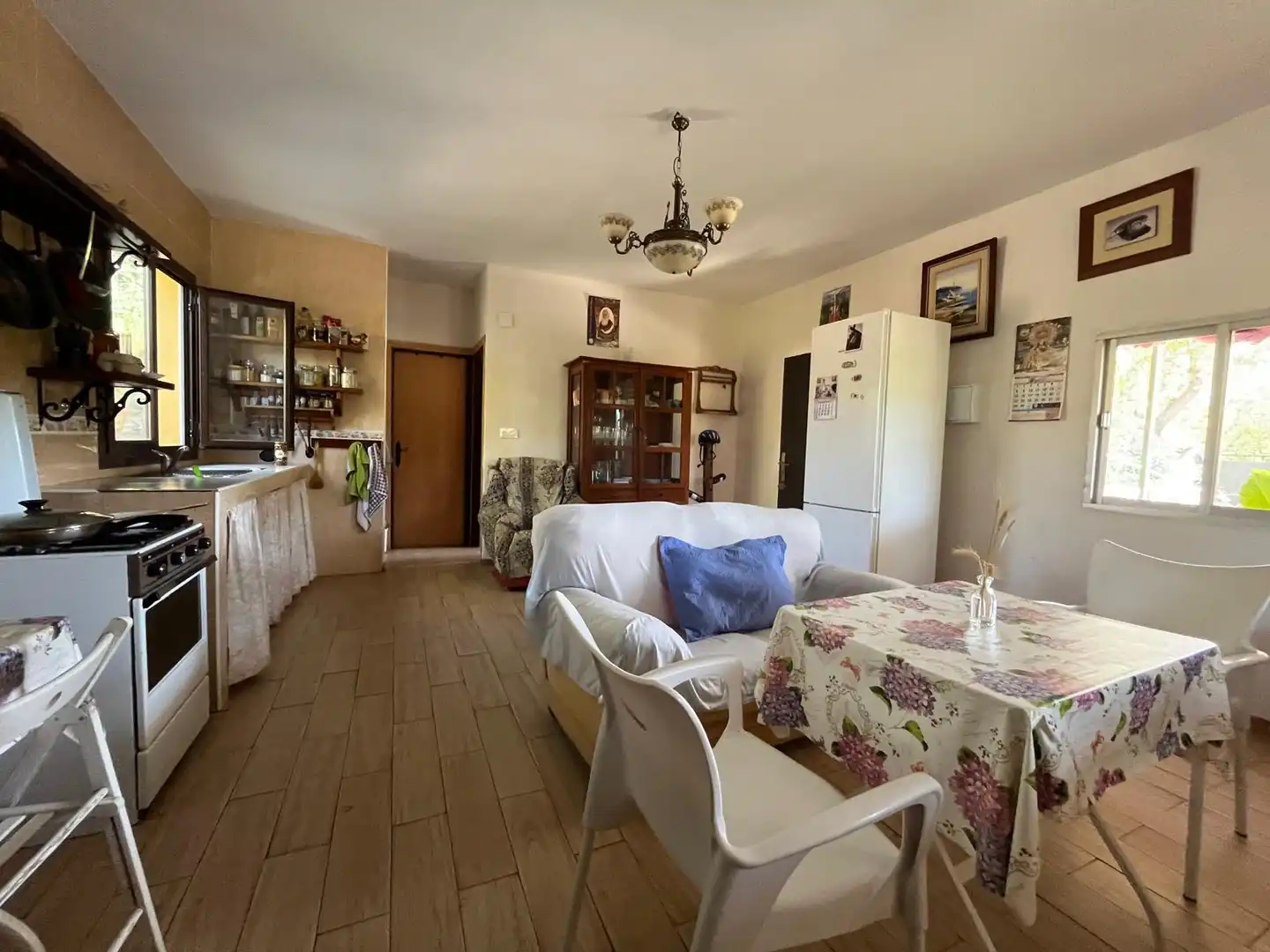 Sala de estar de Finca rústica en venta en Dúrcal con Jardín privado, Terraza y Amueblado