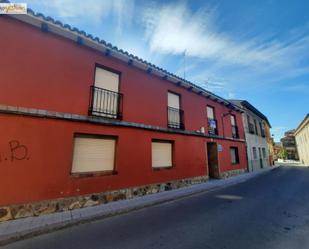 Vista exterior de Edifici en venda en Tudela de Duero