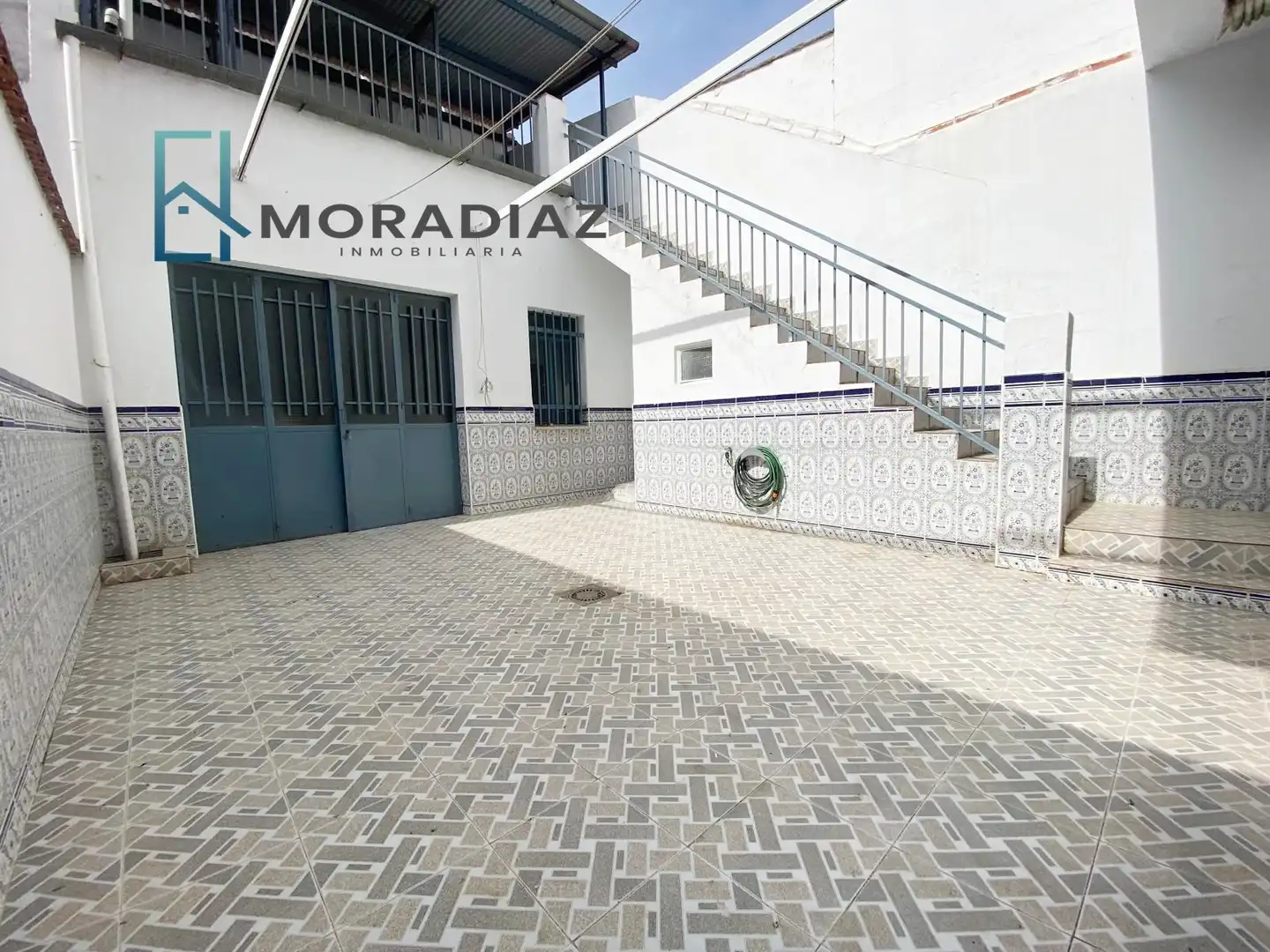 Adossat amb terrassa en venda a Don Benito