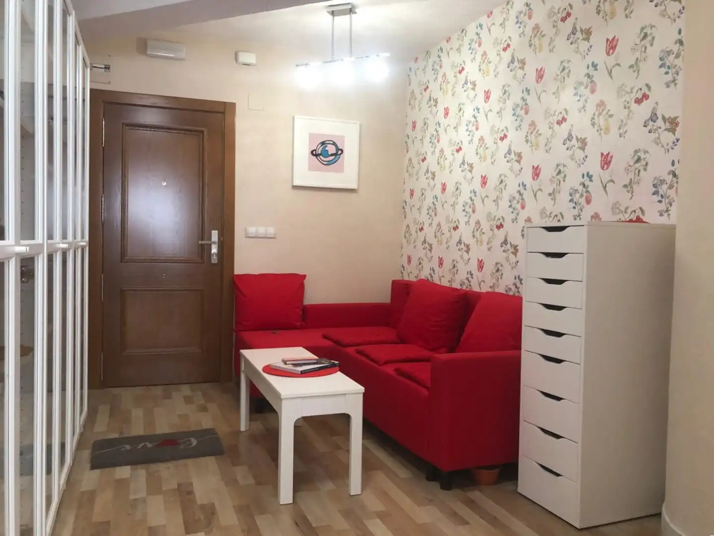 Sala d'estar de Oficina en venda en Oviedo  amb Calefacció i Moblat