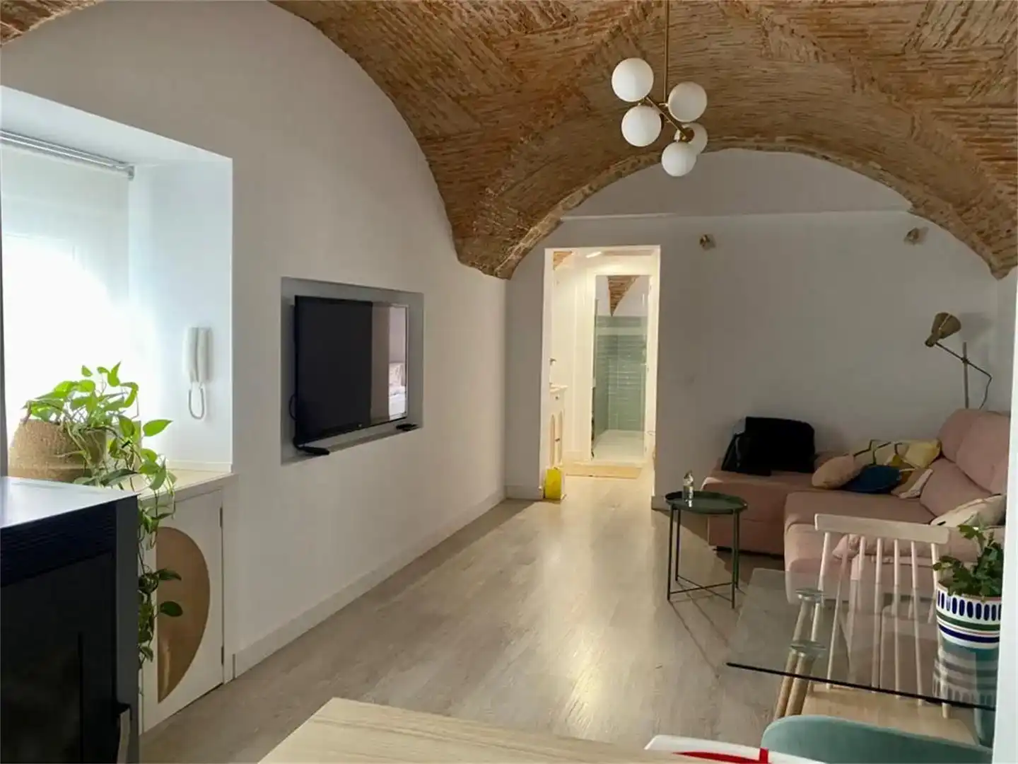 Wohnzimmer von Erdgeschoss zum Verkauf in Cáceres Capital mit Klimaanlage