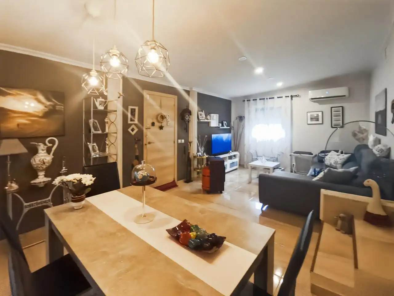 Sala de estar de Casa o chalet en venta en Barajas de Melo con Aire acondicionado, Calefacción y Jardín privado