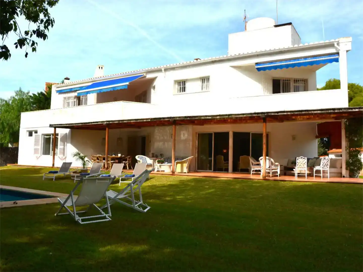 Garten von Wohnung zur Miete in Sitges mit Klimaanlage, Schwimmbad und Balkon
