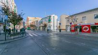 Vista exterior de Pis en venda en  Granada Capital amb Parquet i Balcó