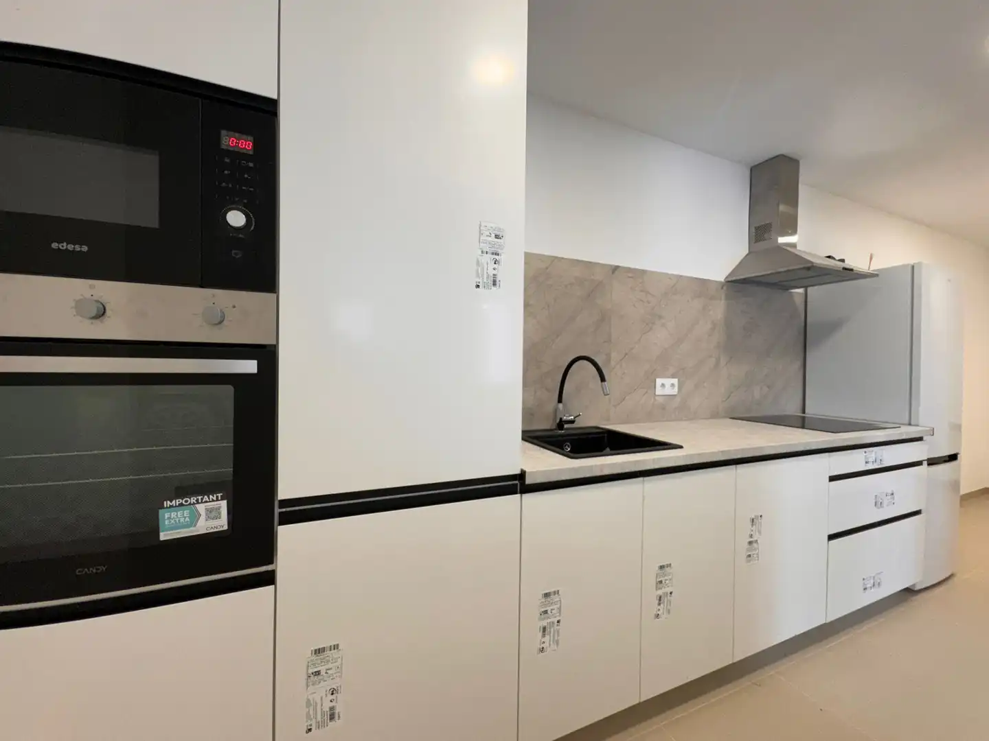 Cuina de Casa o xalet en venda en Palamós amb Aire condicionat, Calefacció i Jardí privat