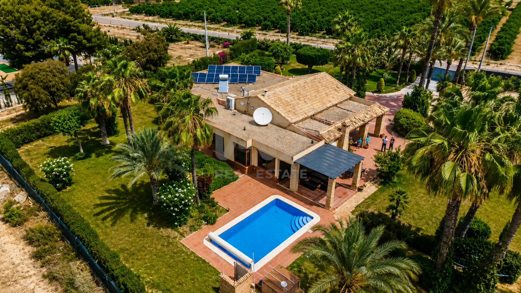 Garden of Houses for sale in Elche / Elx  with Air Conditioner, Heating and Terrace