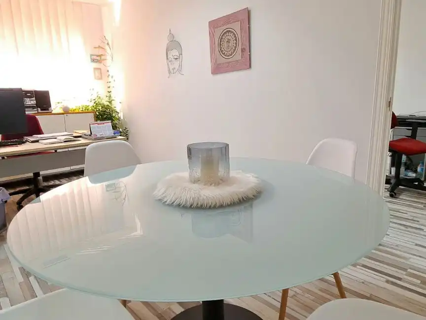 Comedor de Oficina de alquiler en Majadahonda con Aire acondicionado, Calefacción y Amueblado