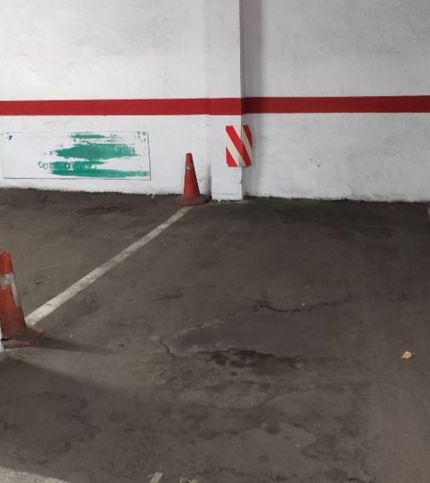 Foto 2 de Garaje en venta en Calle de José Villena, 4, Ventas, Madrid Capital