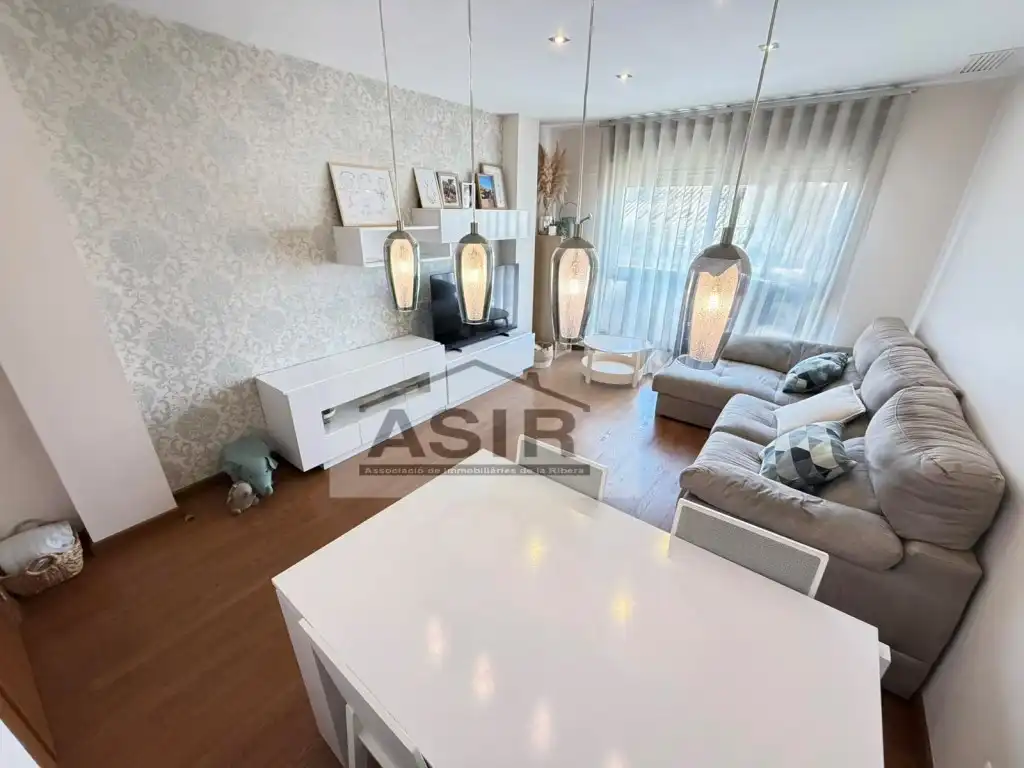 Flat with terrace for sale in Plaza Lletres Valencianes, imagen 2