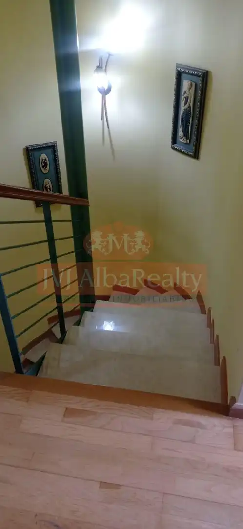 Casa adosada en venta en Albacete con Aire acondicionado, Calefacción y Jardín privado