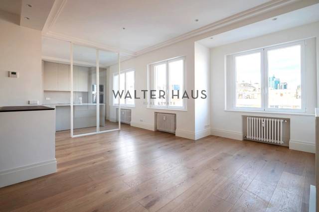 Piso en Venta en Calle de Bretón de los Herreros en Ríos Rosas - Nuevos Ministerios