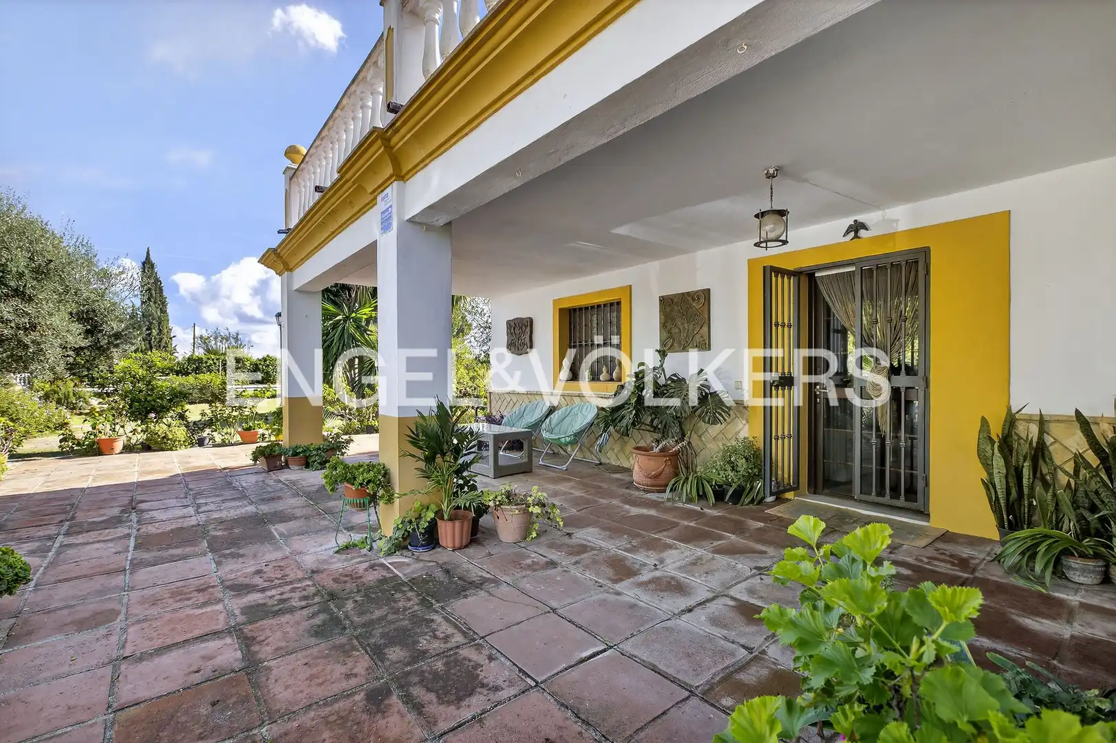 Exterior view of Houses for sale in Morón de la Frontera  with Air Conditioner, Heating and Private garden