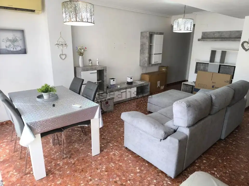 Living room of Attic for rent in Paiporta  with Air Conditioner, Terrace and Storage room