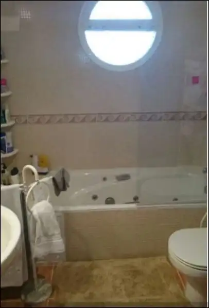 Bathroom of Detached homes for rent in Montequinto  with Air Conditioner, Heating and Terrace