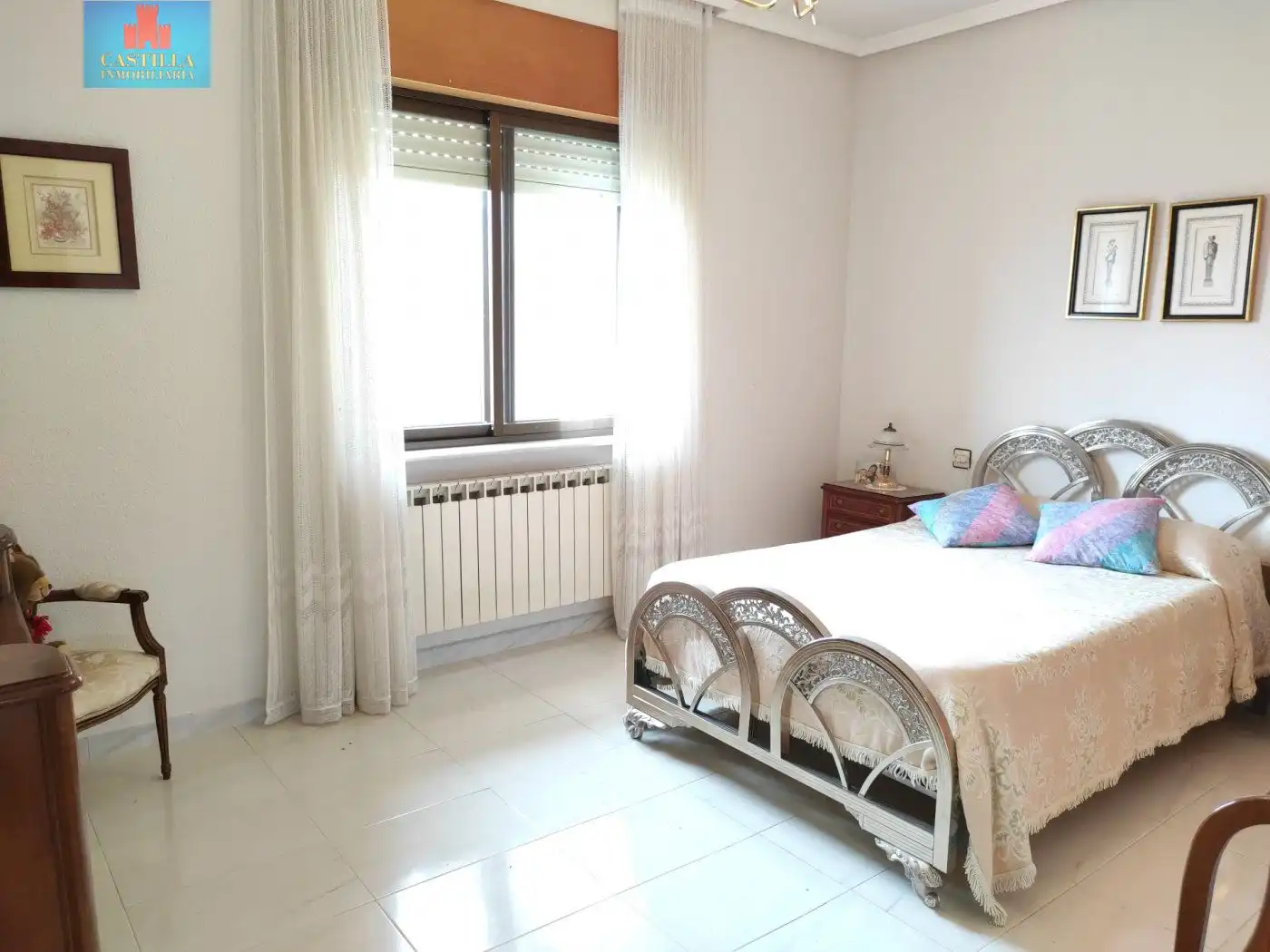 Habitación de Casa o chalet en venta en Velayos con Terraza, Trastero y Amueblado