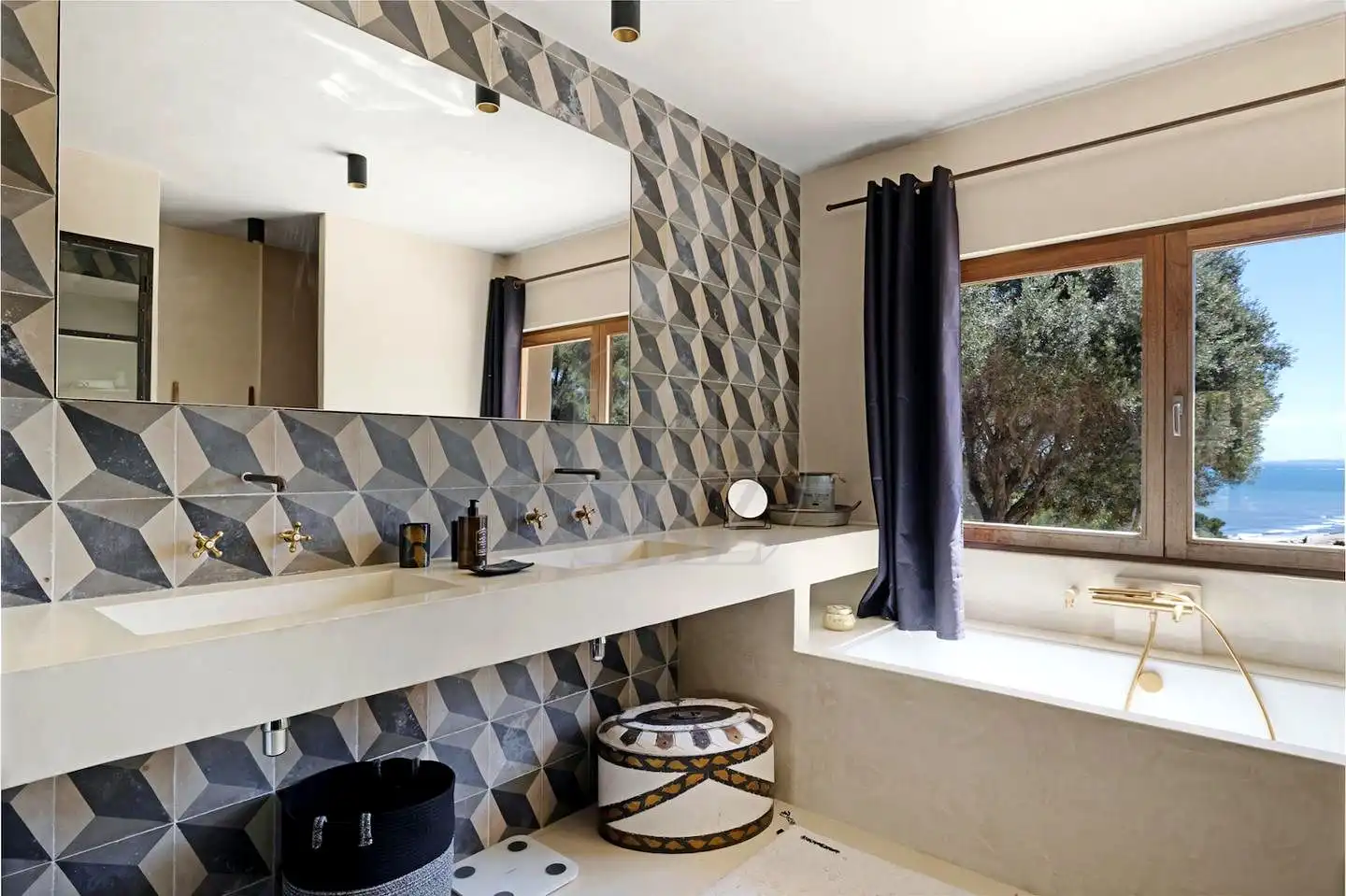 Badezimmer von Haus oder Chalet zur Miete in Sant Josep de sa Talaia mit Klimaanlage, Privatgarten und Schwimmbad