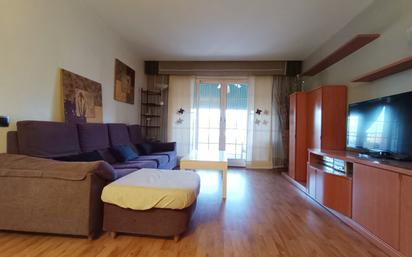 Living room of Flat for sale in Badalona  with Heating, Parquet flooring and Terrace